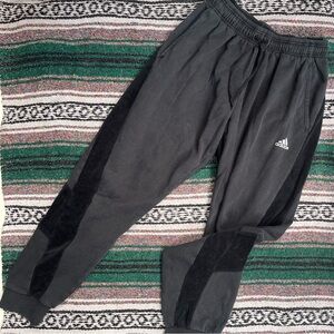 Adidas sweatpants